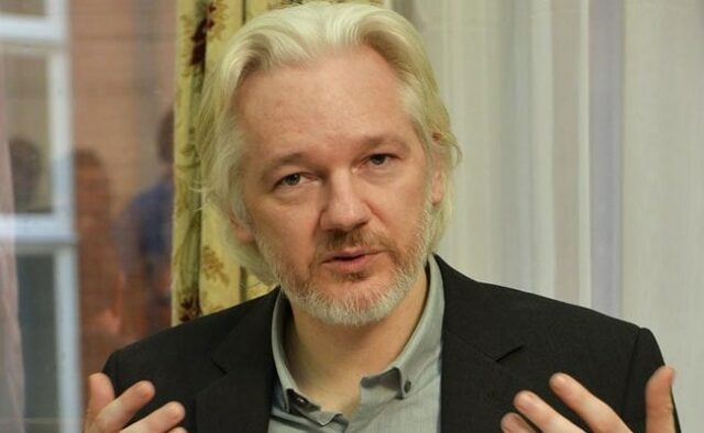 WikiLeaks afirma que Julian Assange voará para a Austrália dentro de horas