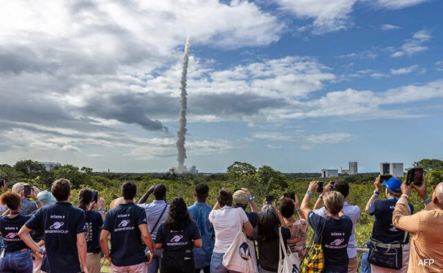 Foguete Ariane 6 da Europa lançado após atraso de 4 anos