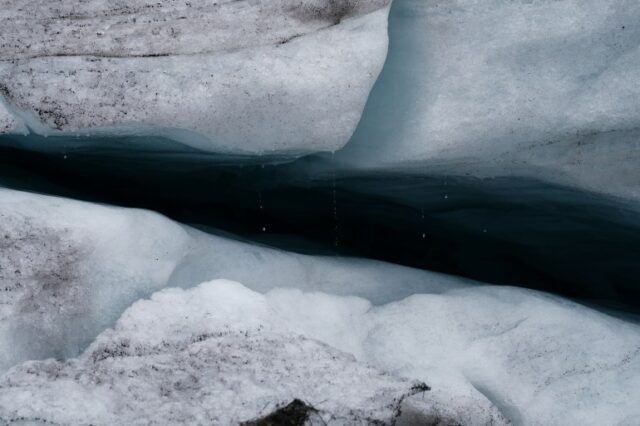 Calotas polares derretem na montanha Nevado Pastoruri 