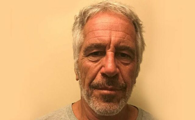 Promotor rotulou as vítimas de Epstein como viciadas em drogas, revela transcrição