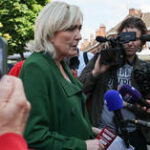 Partido de Le Pen bate novo recorde de popularidade