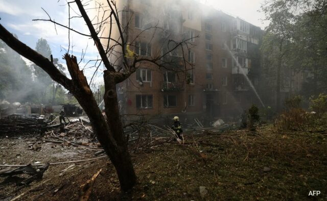 20 mortos, hospital infantil destruído em vários ataques russos na Ucrânia