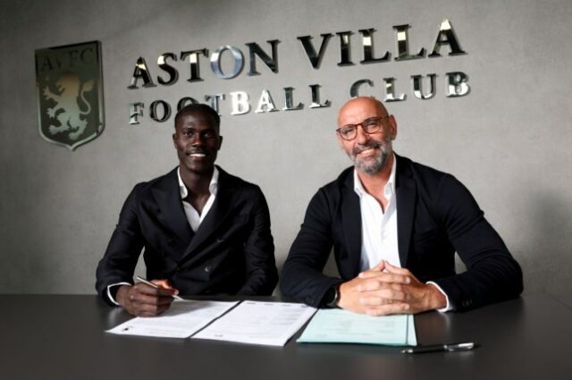 Amadou Onana assina pelo Aston Villa