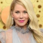 Christina Applegate participa do 71º Emmy Awards anual de 2019 - Melhores penteados e joias