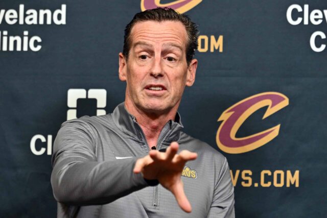 Cleveland Cavaliers apresenta Kenny Atkinson