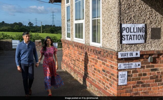 Rishi Sunak e esposa Akshata Murty votam contra 'impostos mais altos' nas pesquisas do Reino Unido
