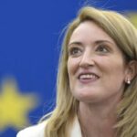 Roberta Metsola reeleita chefe do Parlamento Europeu
