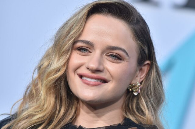 Joey King na estreia mundial de A Family Affair