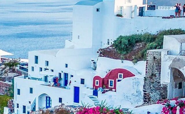 Santorini, 'Ilha do Instagram' da Grécia, preocupada com o 'turismo excessivo'