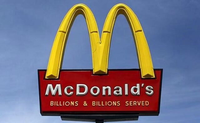 McDonald's Austrália ajusta horário de café da manhã em meio a surto de gripe aviária