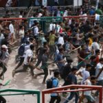 Bangladesh ordena fechamento de escolas em todo o país após violentos protestos estudantis