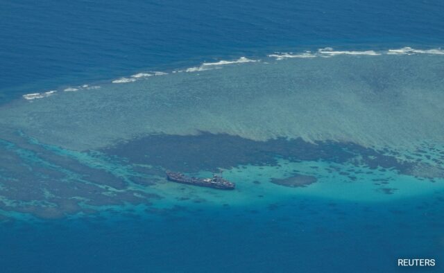 China ancorou 'navio monstro' no Mar da China Meridional, alerta Filipinas