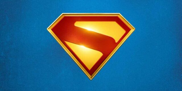 James Gunn revela o melhor e mais brilhante visual do novo logotipo do Superman 1 ano antes do lançamento dos filmes da DC