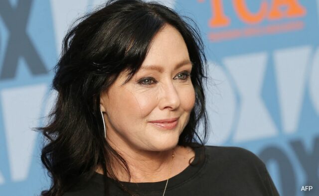 A estrela de 'Beverly Hills, 90210' Shannen Doherty morre aos 53 anos após a batalha contra o câncer: relatório