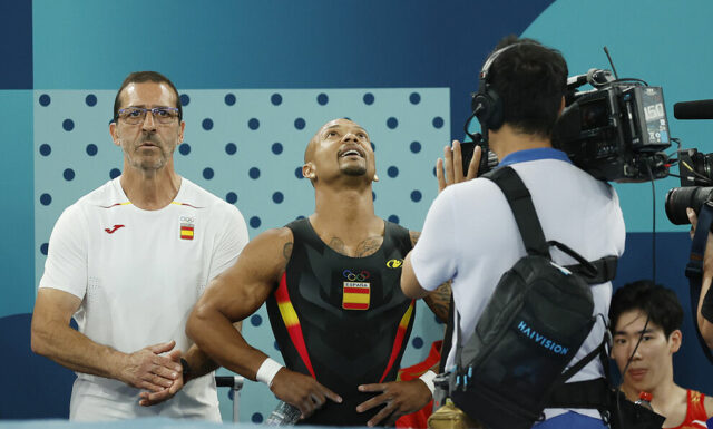 Ray Zapata não consegue repetir a medalha de Tóquio e termina em sétimo na final de solo