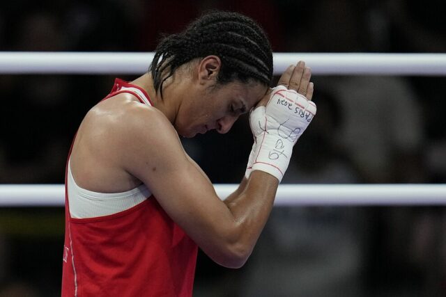 O pai de Imane Khelif quebra o silêncio e conta toda a verdade sobre o gênero do boxeador argelino