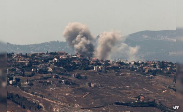 Dois combatentes do Hezbollah entre três mortos em ataques israelenses no Líbano