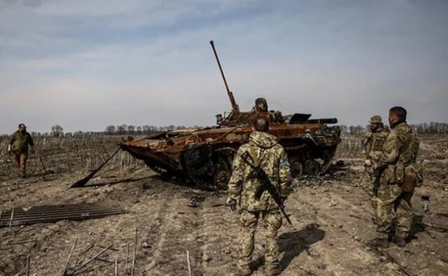 Rússia transfere tropas e armas depois que a Ucrânia avança na fronteira