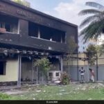 Vídeo: O que resta do centro Indira Gandhi, incendiado em meio à violência em Dhaka
