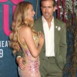 Blake Lively e Ryan Reynolds posam juntos na estreia mundial de 'It Ends With Us'