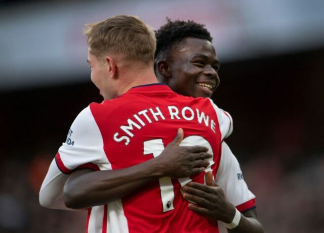 Emile Smith Rowe e Bukayo Skaa cresceram juntos nas categorias de base do Arsenal