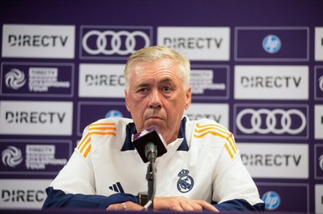 O técnico do Real Madrid, Carlo Ancelotti, fala à mídia em julho de 2024