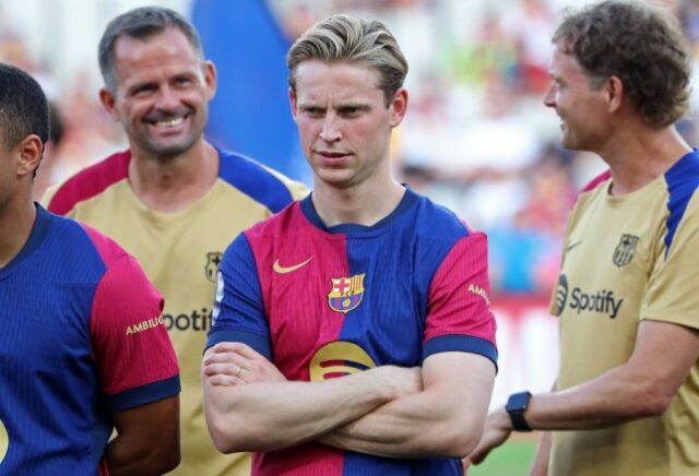 Frenkie de Jong quer ficar em Barcelona (Foto de Joan Valls/Urbanandsport/NurPhoto via Getty Images)