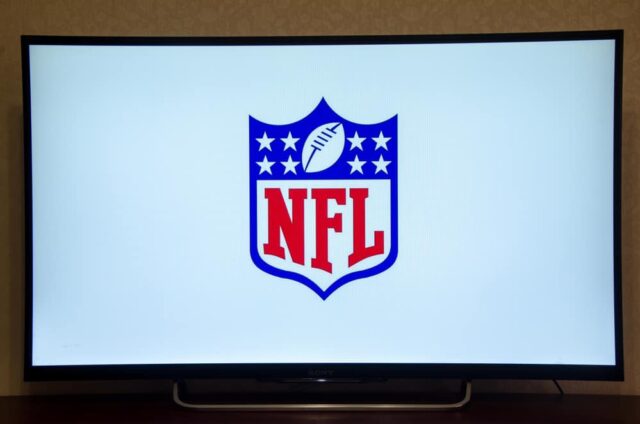 Logotipo da National Football League (NFL) na Sony TV.