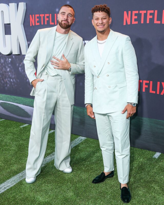 Patrick Mahomes e Travis Kelce na estreia da Netflix