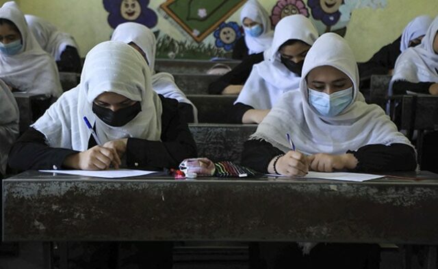 1,4 milhão de meninas afegãs banidas das escolas desde que o Taleban voltou ao poder