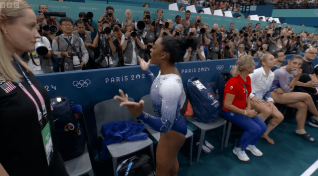 Simone Biles estava insatisfeita com a torcida olímpica