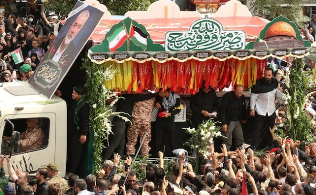 Irã realiza funeral do chefe do Hamas, Haniyeh, pede ‘vingança’ contra Israel