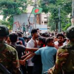 Exército de Bangladesh recusou-se a reprimir protestos, selando o destino de Sheikh Hasina