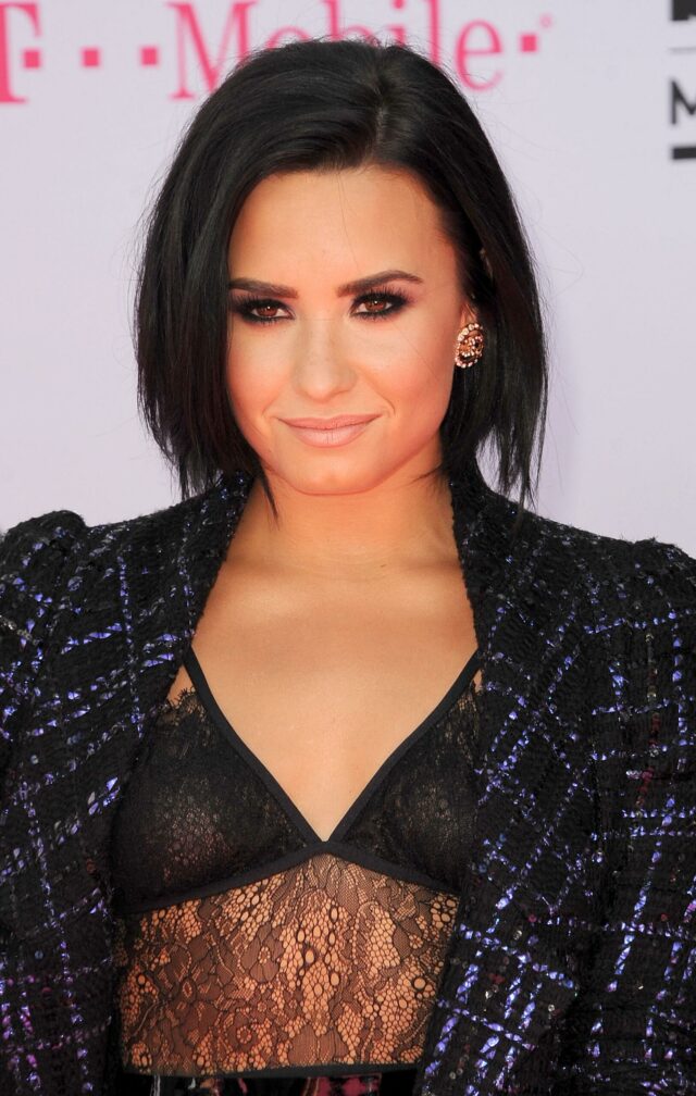 Demi Lovato no Billboard Music Awards 2016 - Chegadas