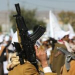 Houthis do Iêmen reivindicam primeiro ataque a rotas marítimas em 2 semanas