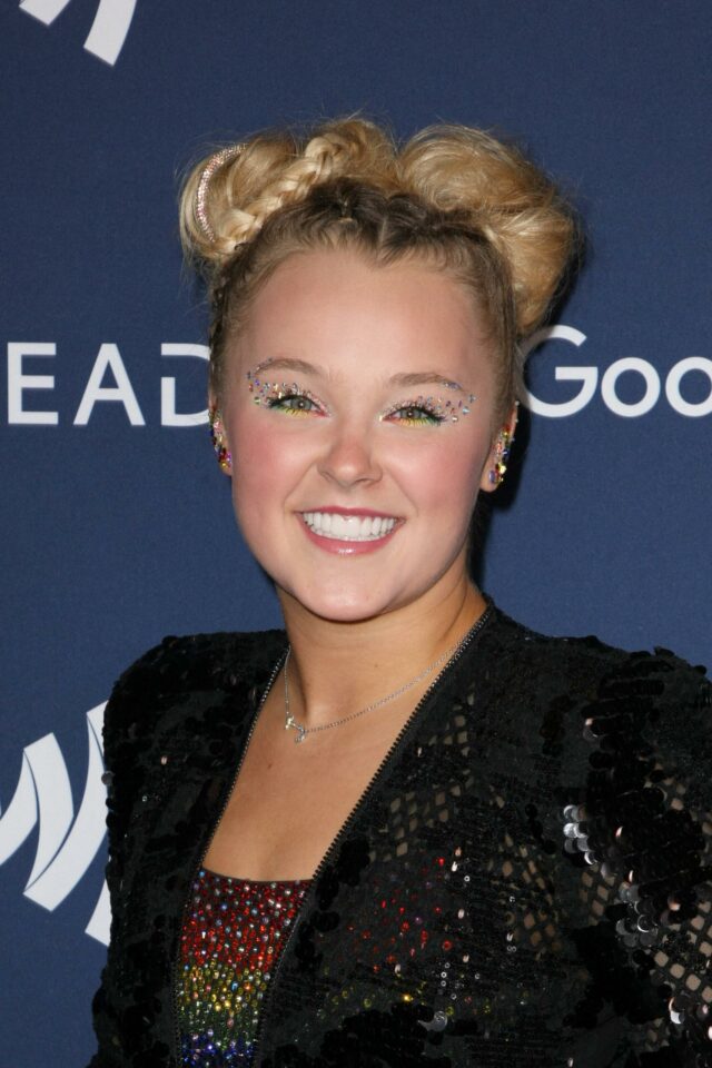 JoJo Siwa no 33º Prêmio Anual GLAAD Media