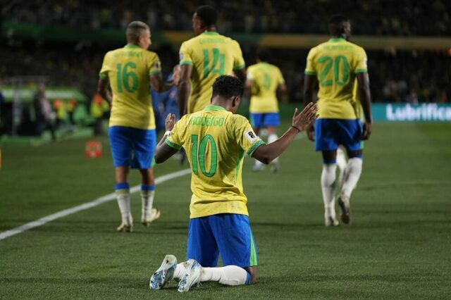 Rodrygo se cansa: “Muitas vezes estou apenas preenchendo espaços”