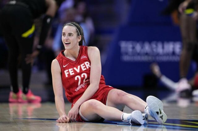 Caitlin Clark faz história e bate recorde de assistências em uma temporada da WNBA