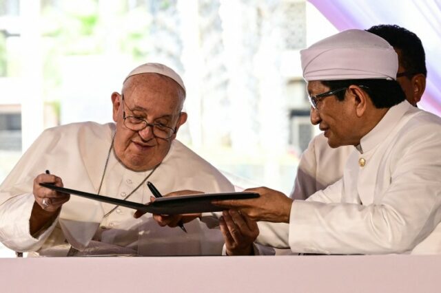 Papa Francisco e Grande Imã da Mesquita Istiqlal Nasaruddin Umar 