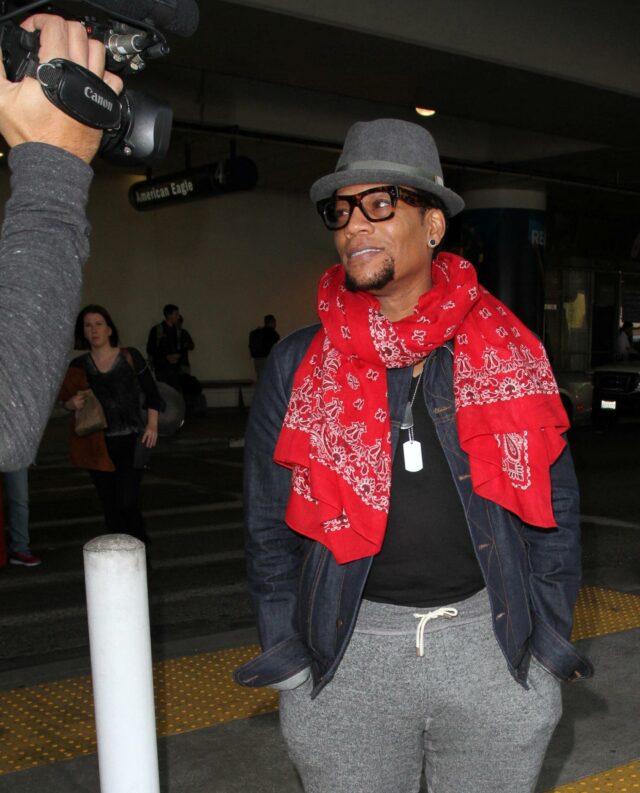 DL Hughley visto em LAX