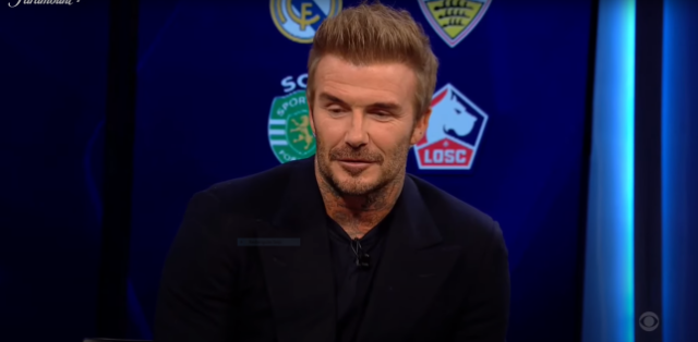 Lenda do Manchester United, David Beckham, falando em entrevista coletiva