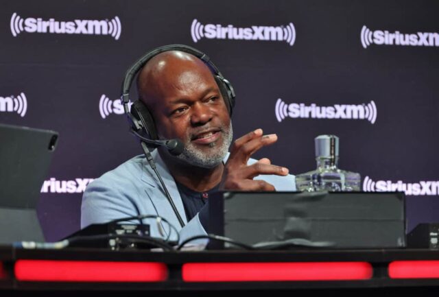 Emmitt Smith comparece ao SiriusXM no Super Bowl LVII em 9 de fevereiro de 2023 em Phoenix, Arizona.