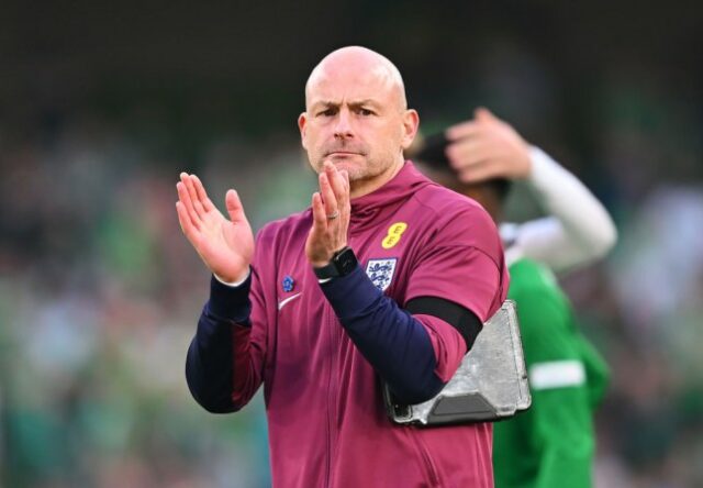 O técnico interino da Inglaterra, Lee Carsley