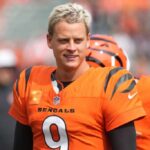 CINCINNATI, OHIO - 08 DE SETEMBRO: Joe Burrow # 9 do Cincinnati Bengals se aquece antes do jogo contra o New England Patriots no Paycor Stadium em 08 de setembro de 2024 em Cincinnati, Ohio.