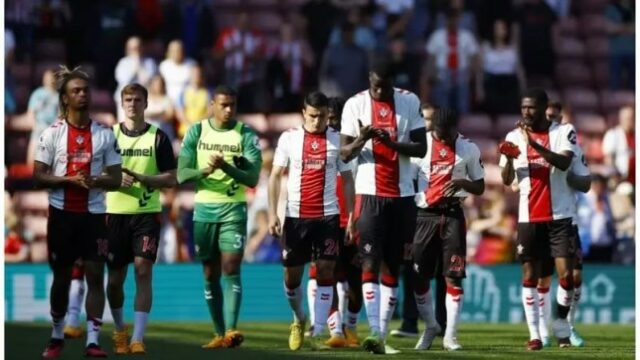 Os torcedores do Southampton não tiveram muito o que aplaudir até agora nesta temporada