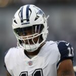 INGLEWOOD, CALIFÓRNIA - 16 DE OUTUBRO: Micah Parsons # 11 do Dallas Cowboys durante o aquecimento antes do jogo contra o Los Angeles Chargers no SoFi Stadium em 16 de outubro de 2023 em Inglewood, Califórnia.