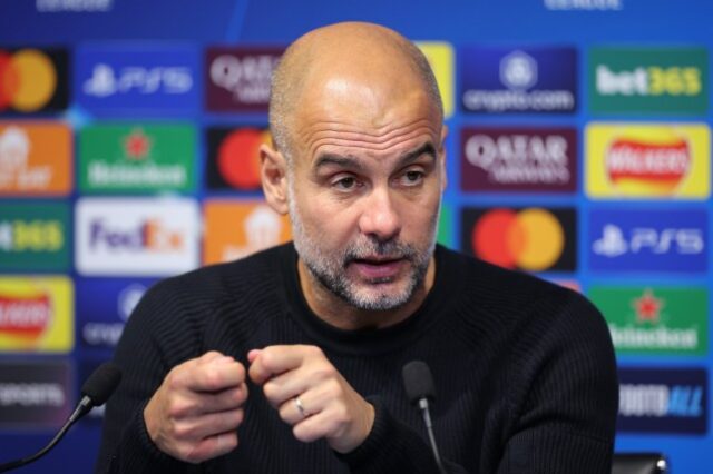 Pep Guardiola, técnico do Manchester City, fala durante uma coletiva de imprensa durante a partida da Fase MD1 da Liga dos Campeões da UEFA 2024/25 entre Manchester City e FC Internazionale Milano no City of Manchester Stadium em 18 de setembro de 2024 em Manchester, Inglaterra