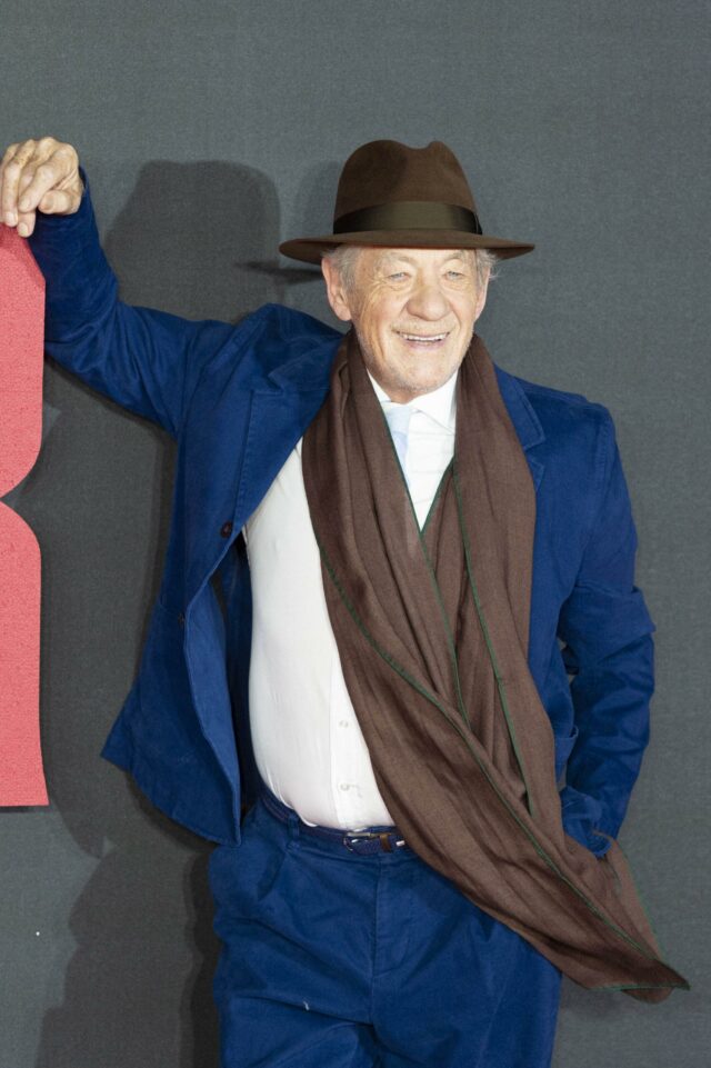 Sir Ian McKellen na estreia de O Bom Mentiroso