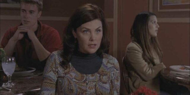 As reclamações de April Nardini de Gilmore Girls ignoram dois crimes muito maiores nessa história