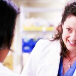 O papel de retorno de Sydney na 21ª temporada de Grey's Anatomy continua perfeitamente uma história esquecida da 3ª temporada